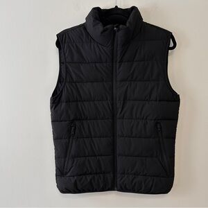 Abercrombie & Fitch Women’s XS Black Puffer vest wind water resistant primaloft